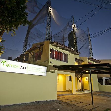 Lemon Inn Panama Stadt Exterior foto