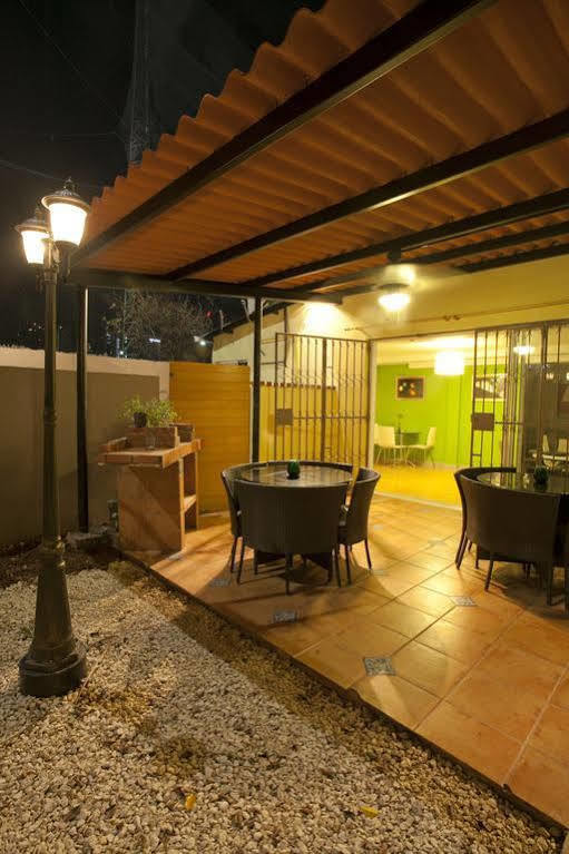 Lemon Inn Panama Stadt Exterior foto