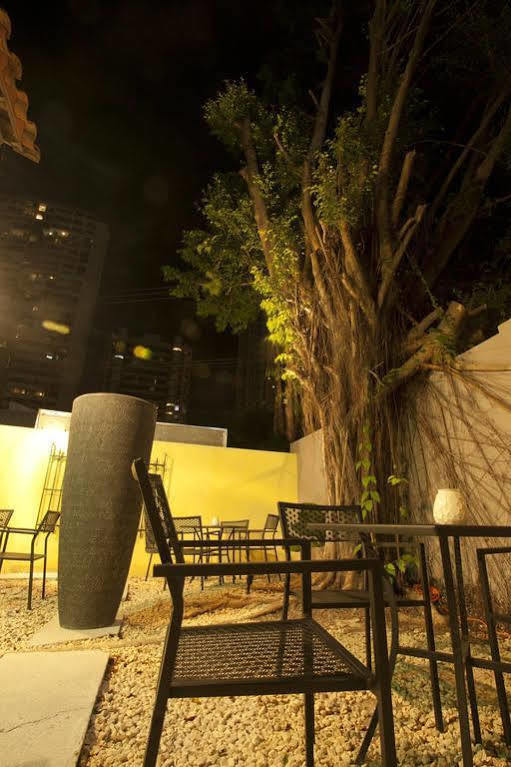 Lemon Inn Panama Stadt Exterior foto